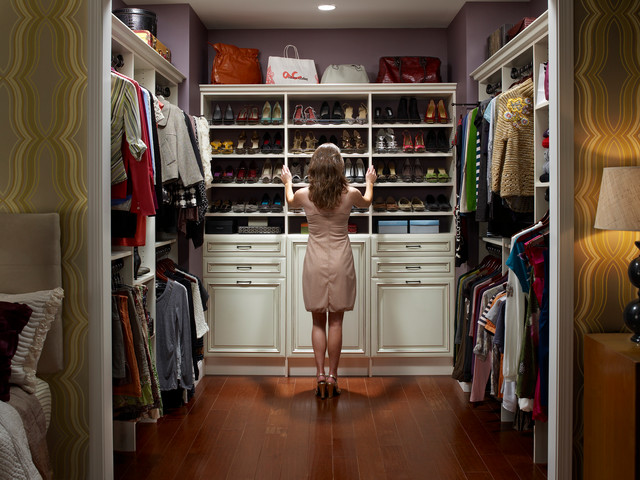 Transform Your Chaotic Closet to an Organized One