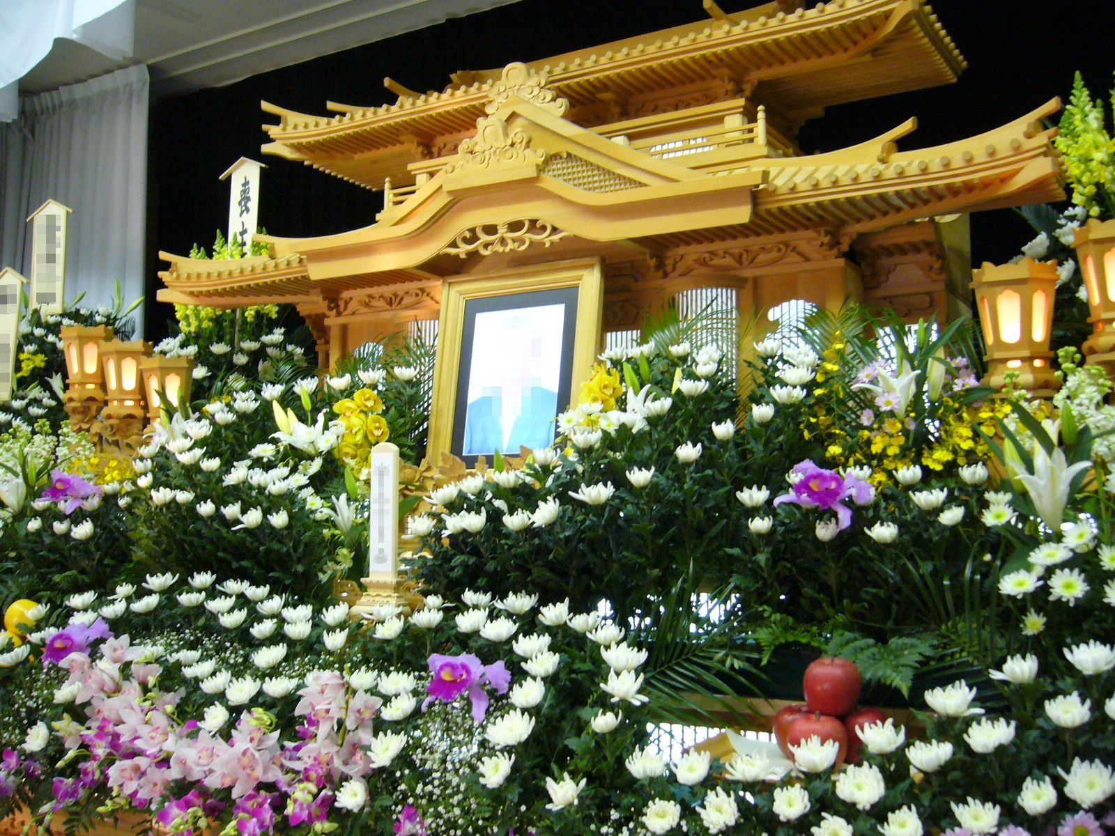 Burial in Japan