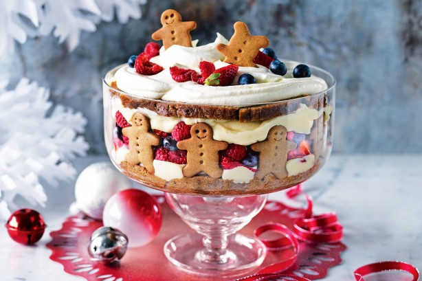 Gingerbread Trifle for Christmas Dessert