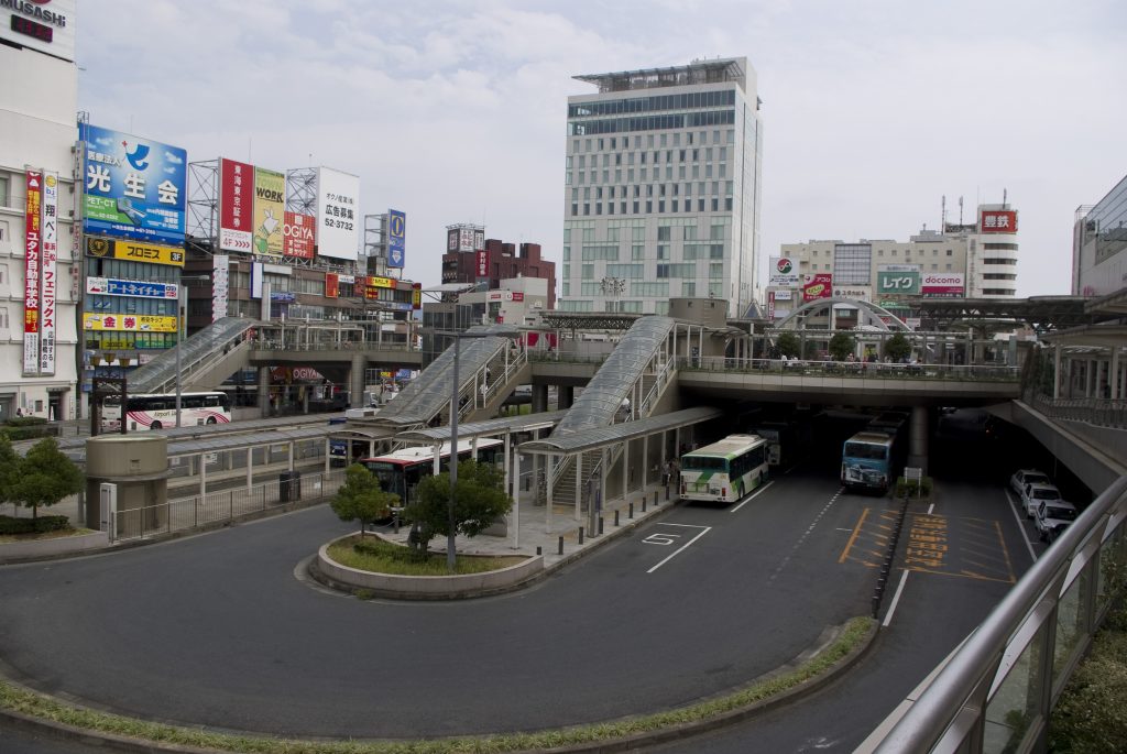 Toyohashi_Station_Bus_Terminal_and_Tram_Stop - Japino.net