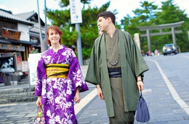 Izumo hopes new English website will woo more foreign tourists