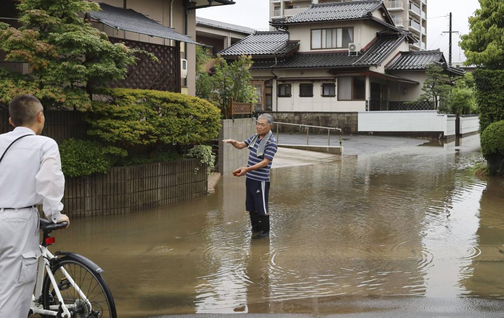 Heavy Rain Threatens Sea of Japan Coast, National Weather Agency Issued Flood and Landslide Warning