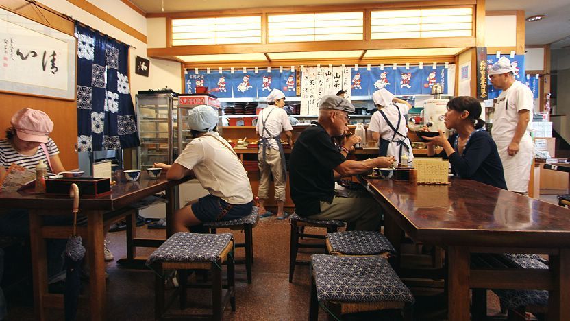 Restaurants, Venues sa 13 Prefecture Susubukang Gamitin ang Proof of Vaccination