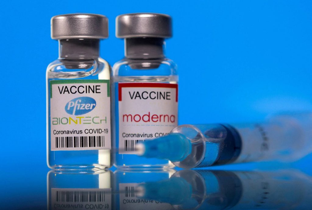 Health ministry ng Japan, Nagpasya na Aprubahan Fourth Shot Gamit ang Pfizer at Moderna Vaccines