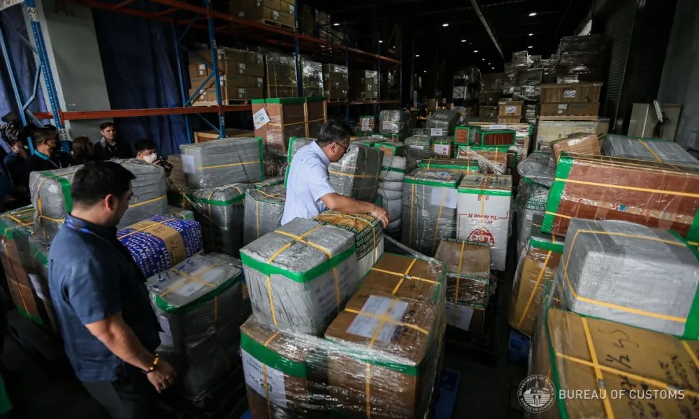 PHILIPPINES: 8K Abandoned Balikbayan Boxes to be Delivered to Owners Soon: BOC