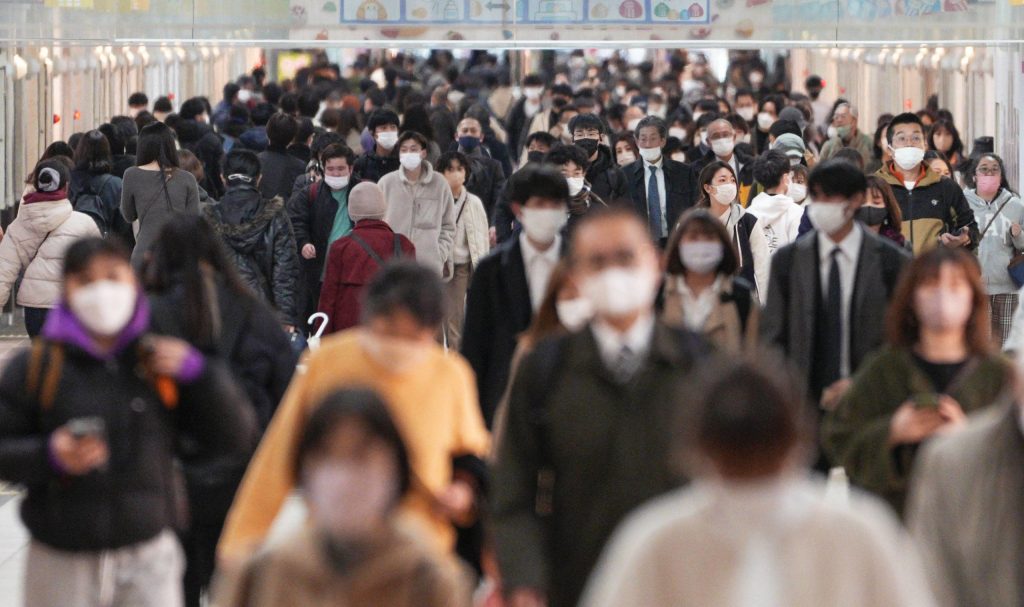 Japan to Count COVID Cases Using Method for Seasonal Flu