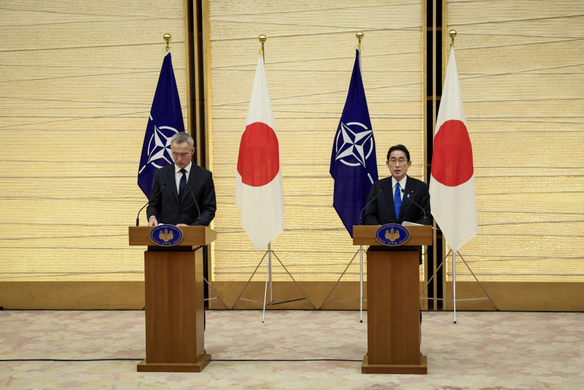 Kishida Heads to NATO Summit to Warn of East Asia Risks